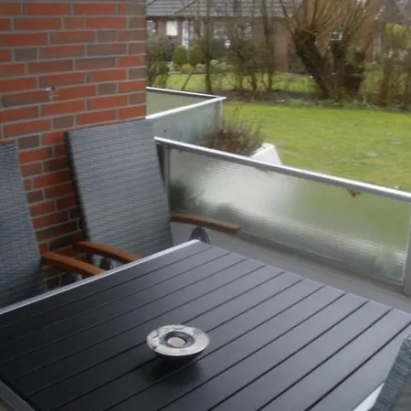 006 In Apartment Tossens